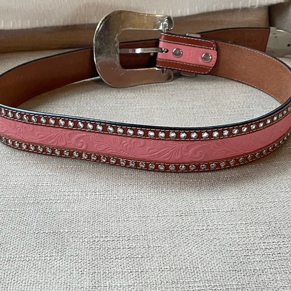 3D Pink Rhinestone Belt 32” - Picture 7 of 7